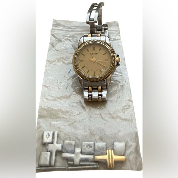 VINTAGE TISSOT BALLADE C217/317C WOMEN’S SWISS QUARTZ WATCH SAPPHIRE CRYSTAL WR main image 7